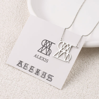 Collier minimaliste avec nom et monogramme