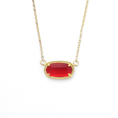 Collier avec pendentif ovale et pierre de naissance