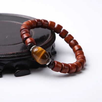 Bracelet de force en agate rouge et corne de mouton en os de yak tibétain à trois yeux et perles dzi 