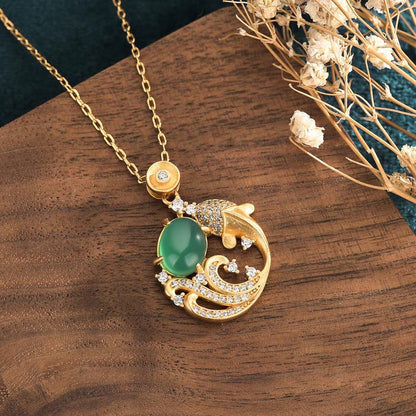 Collier pendentif en calcédoine verte et pierre de Bouddha, symbole de la force du poisson koï 