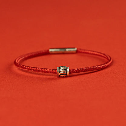 Bracelet de paix en argent sterling 925 avec six mots vrais et fil rouge et fil noir, pierres de Bouddha 