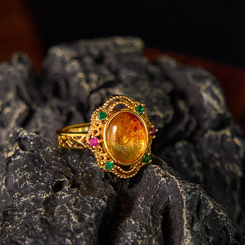 Bague ajustable en dentelle creuse avec pierres de Bouddha et fleur d'ambre 