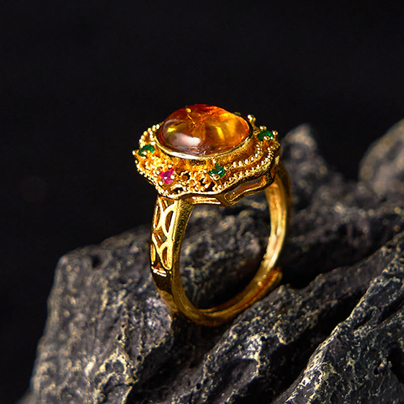Bague ajustable en dentelle creuse avec pierres de Bouddha et fleur d'ambre 