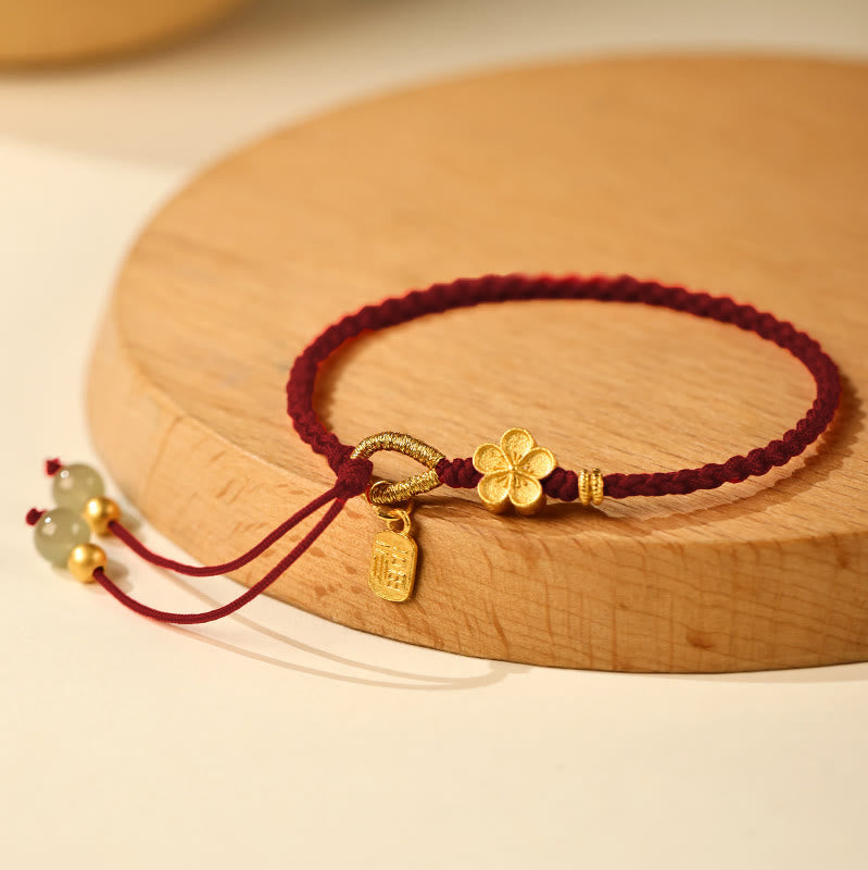 Bracelet porte-bonheur en jade Hetian avec petites fleurs de pêcher et breloque Fu