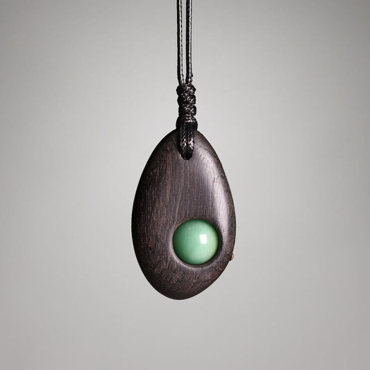Collier pendentif Bouddha Stones en bois d'ébène et aventurine verte, paix et calme 