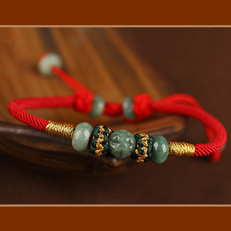 Bracelet en corde rouge avec perles de boulier en jade et pierres de Bouddha