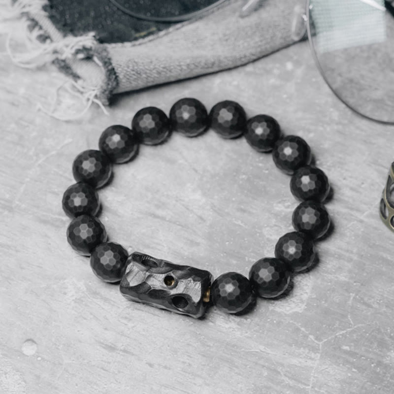 Bracelet de protection en onyx noir et ébène avec pierres de Bouddha et surface givrée mate 