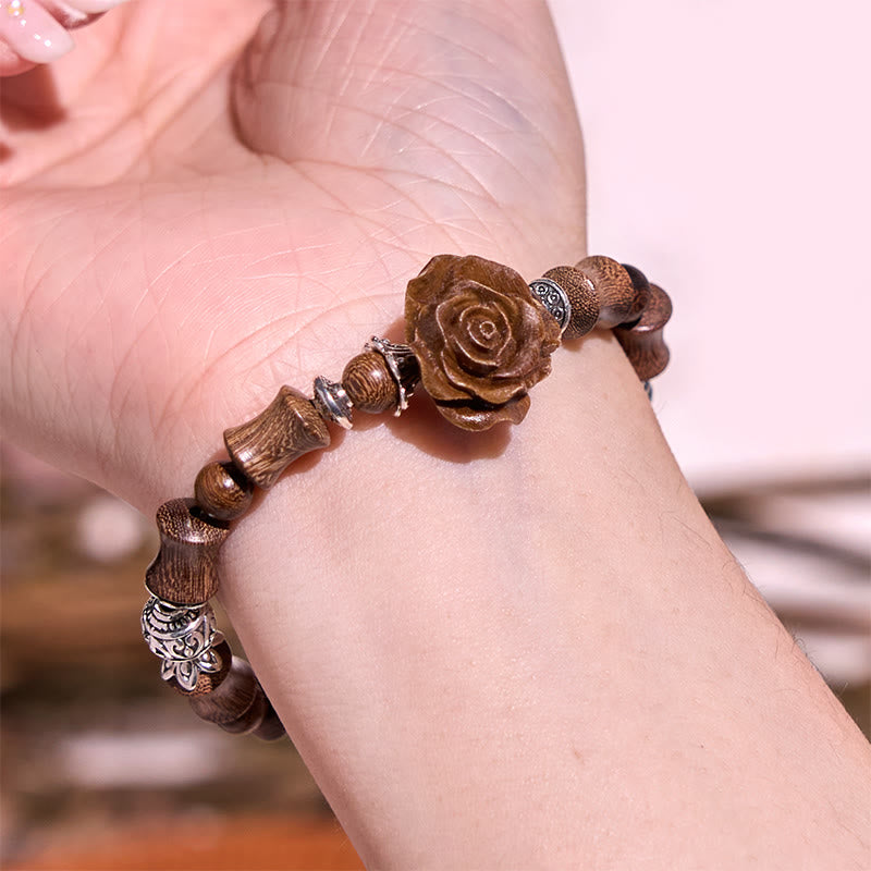 Bracelet de guérison camélia en bois de santal et bambou avec pierres de Bouddha