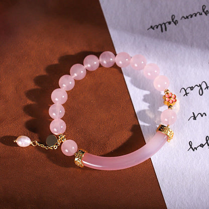 Bracelet manchette demi-jonc en perles de calcédoine bleue et cristal rose de Bouddha 