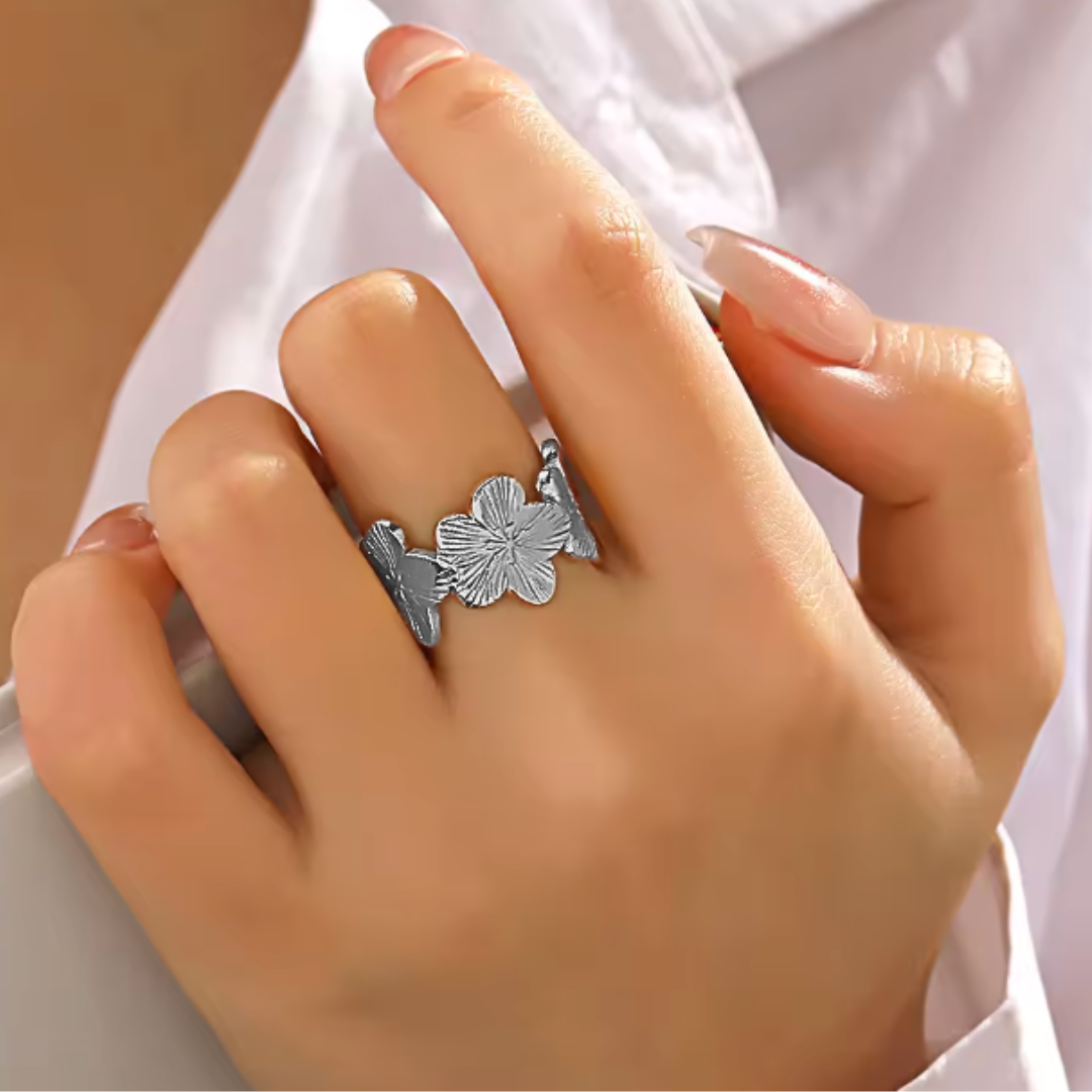 Daisy Flower Adjustable Stainless Steel Ring