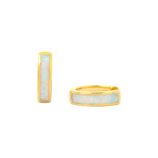 Boucles d'oreilles Huggie incrustées d'opale