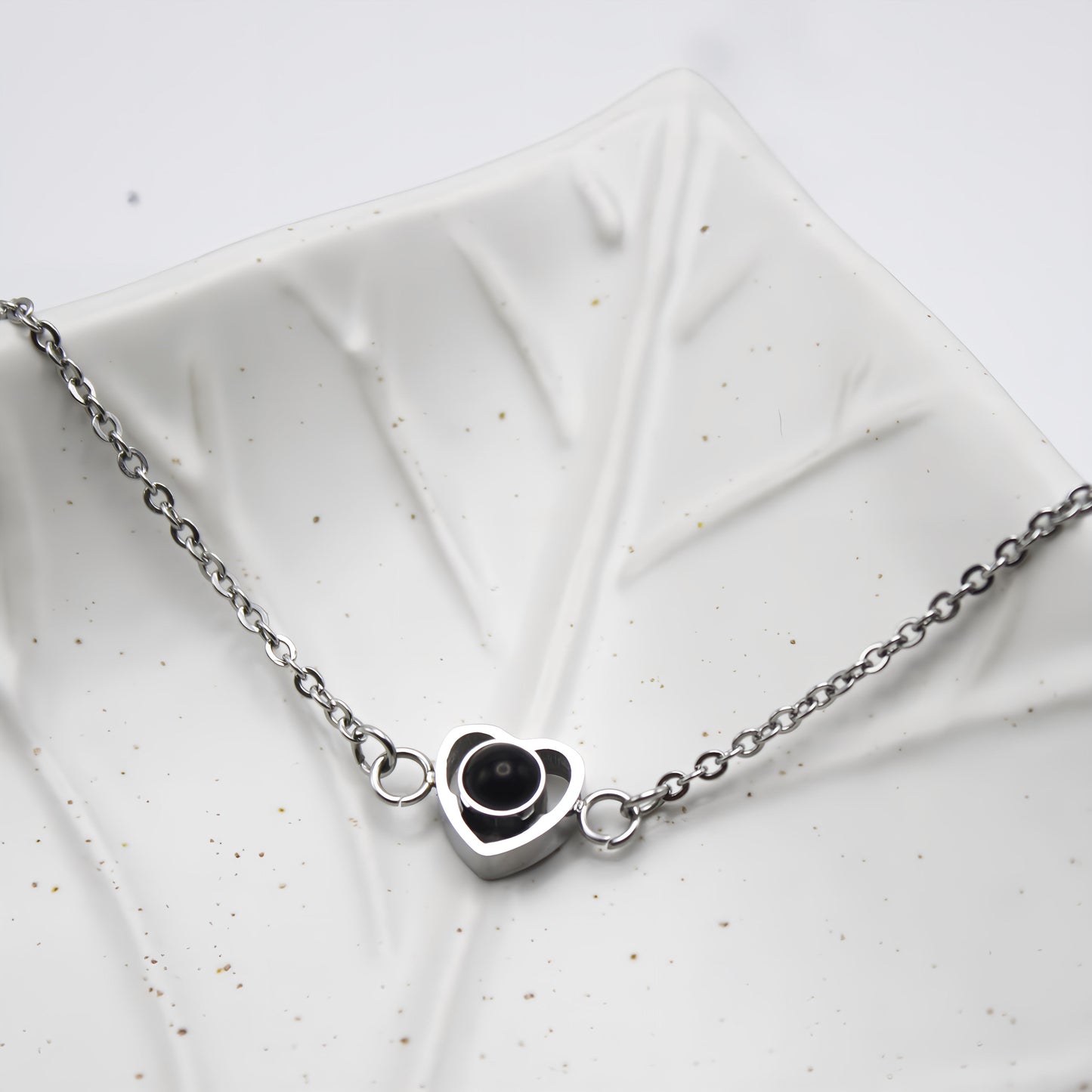 Heart Projection Chain Bracelet