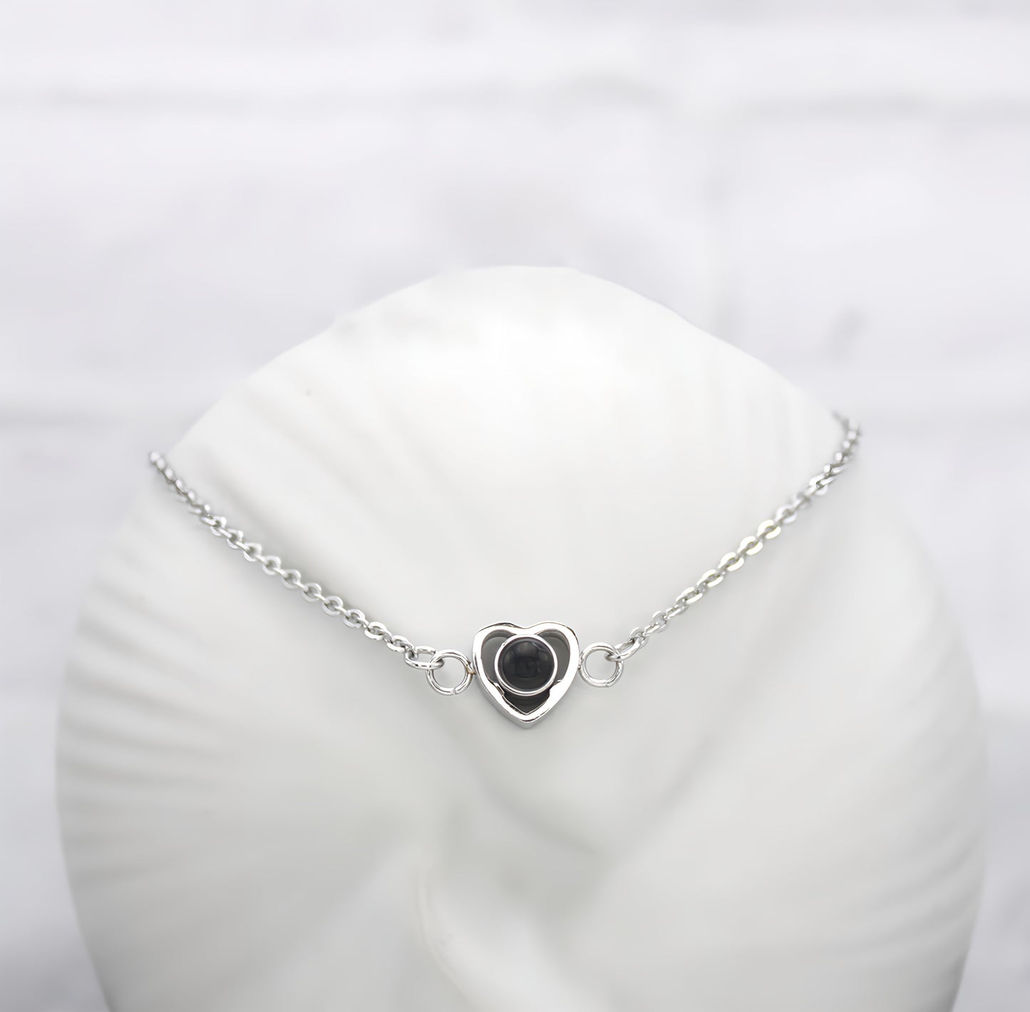 Heart Projection Chain Bracelet
