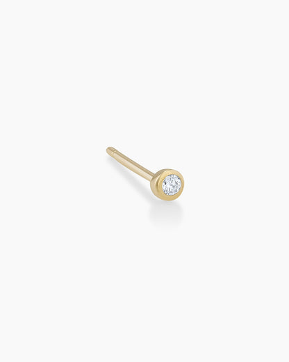 Clou d'oreille simple diamant classique
