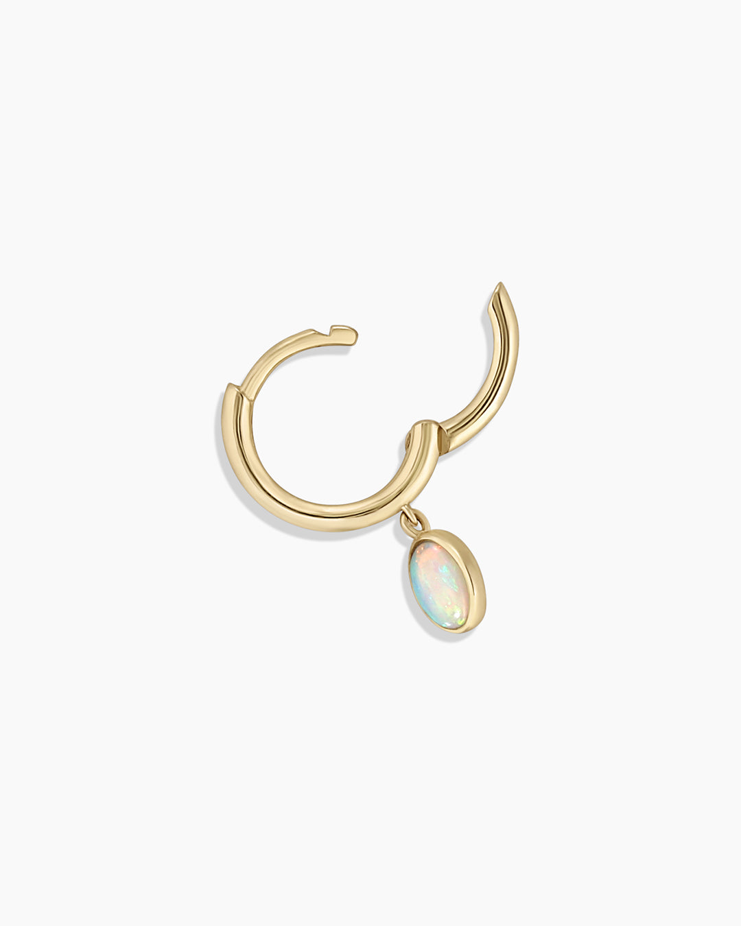 Opal Oval Einzel Huggie