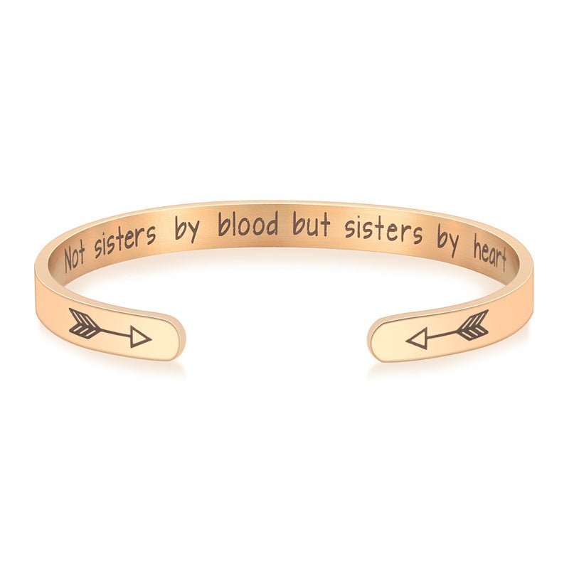 Nicht Schwestern durch Blut, sondern Schwestern durch Herzen, personalisierbares Manschettenarmband