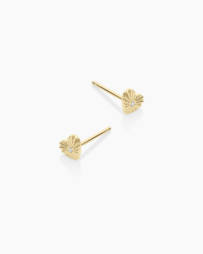 Clous d'oreilles en forme de cœur vintage en diamant