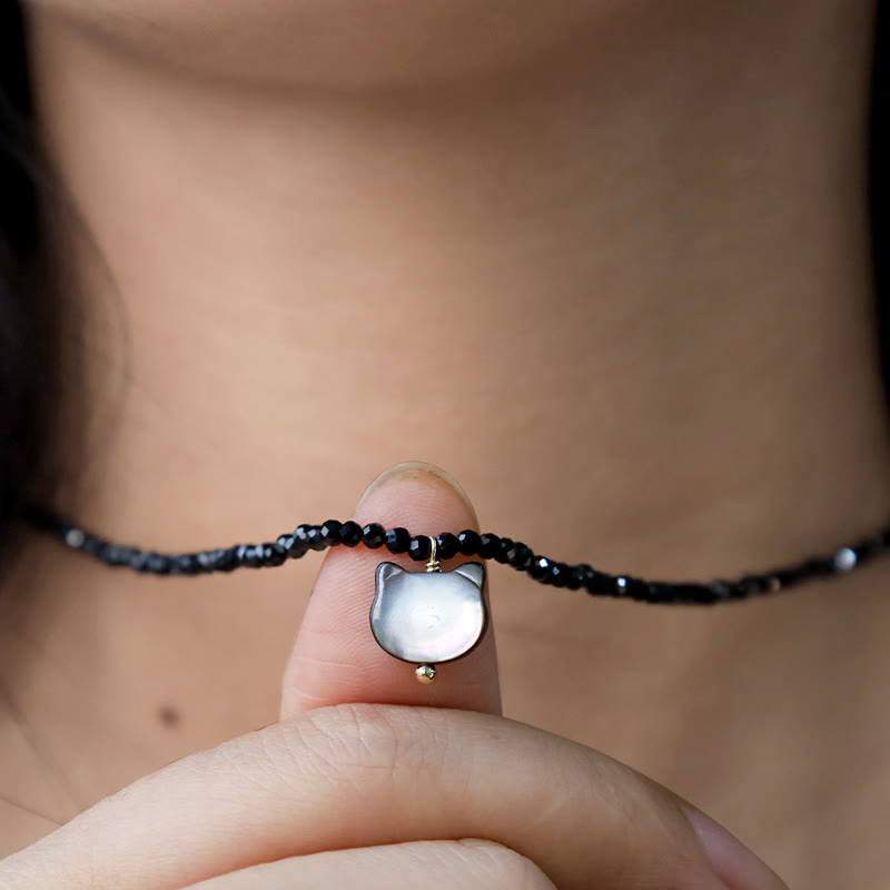 Collier ras du cou en spinelle noir avec pierres de Bouddha et motif chat mignon 