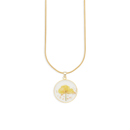 Collier de fleurs de naissance pressées
