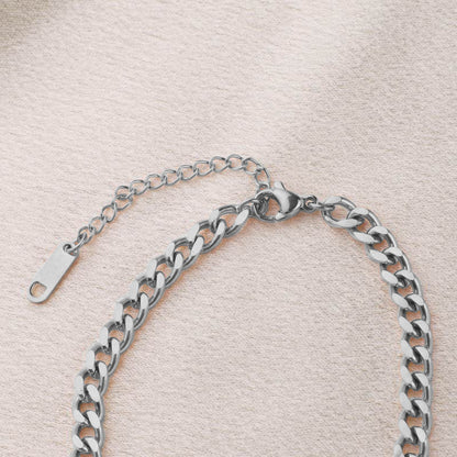 Le bracelet initial fin