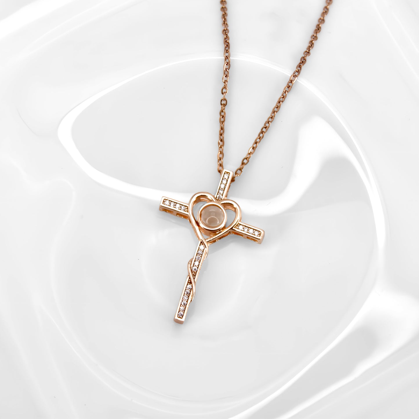 Minimalist Diamond Cross Projection Necklace