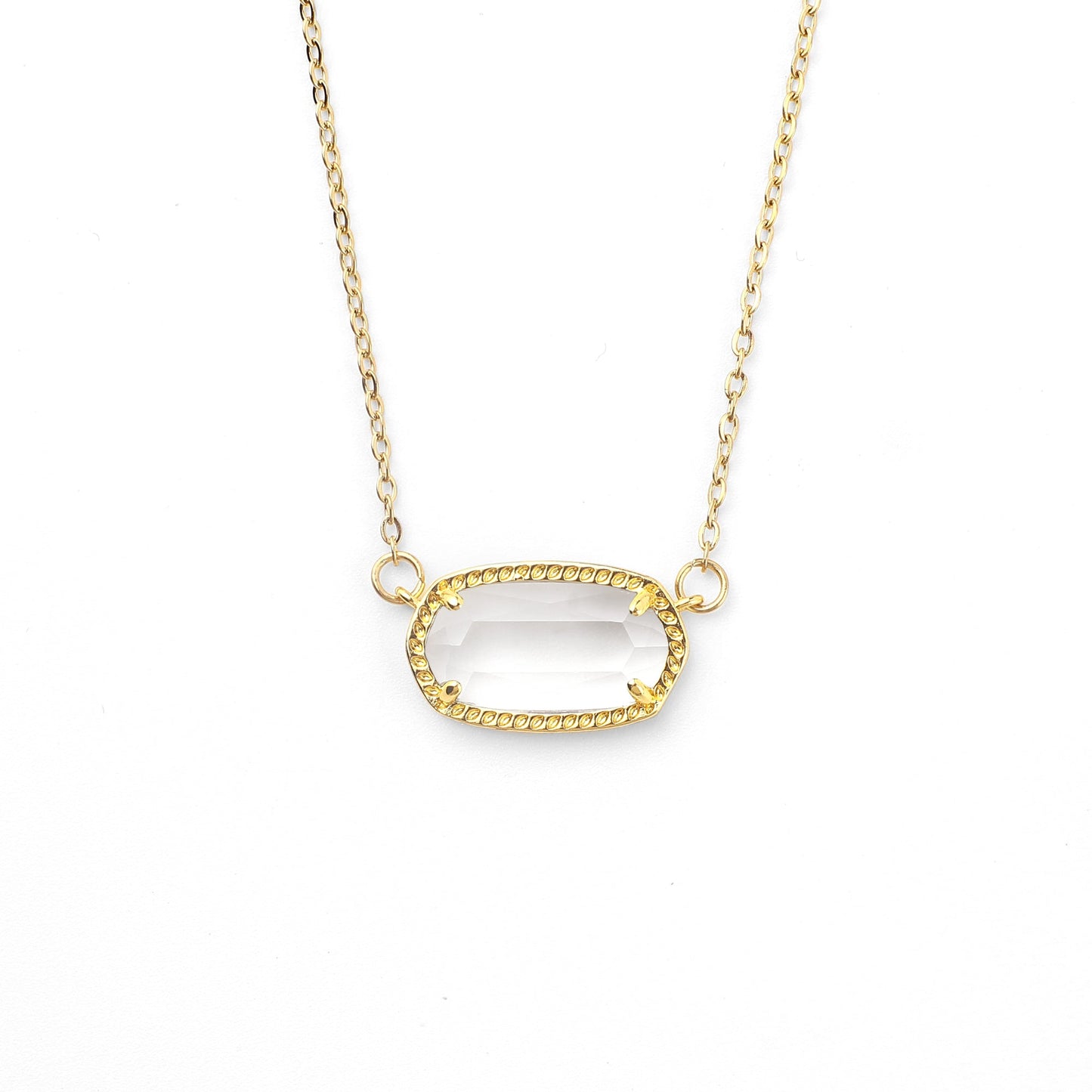 Collier avec pendentif ovale et pierre de naissance