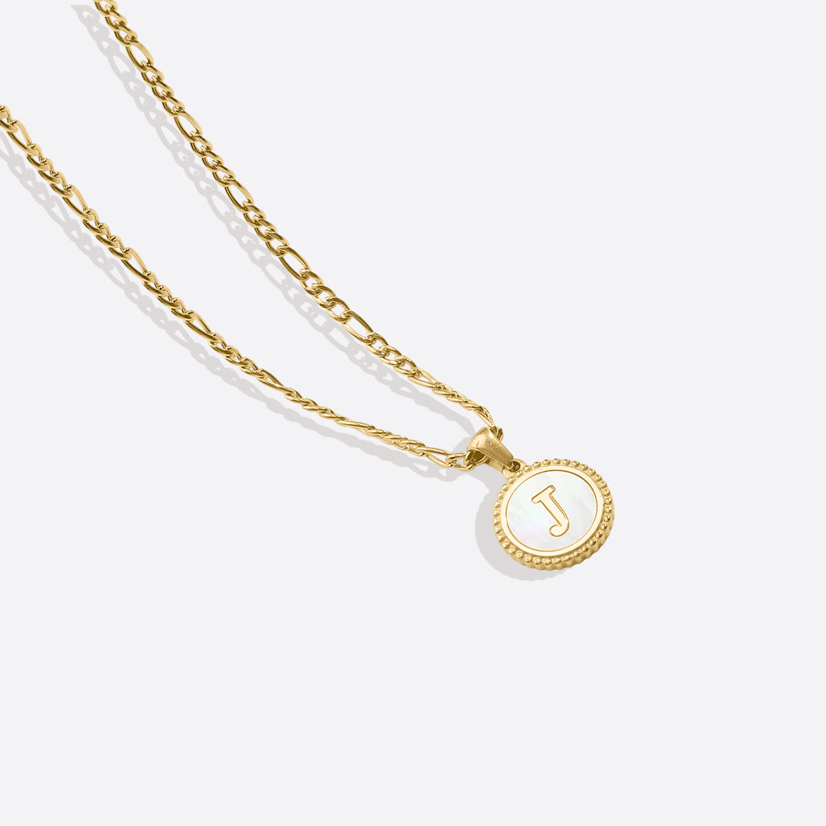 Collier lettre disque en nacre