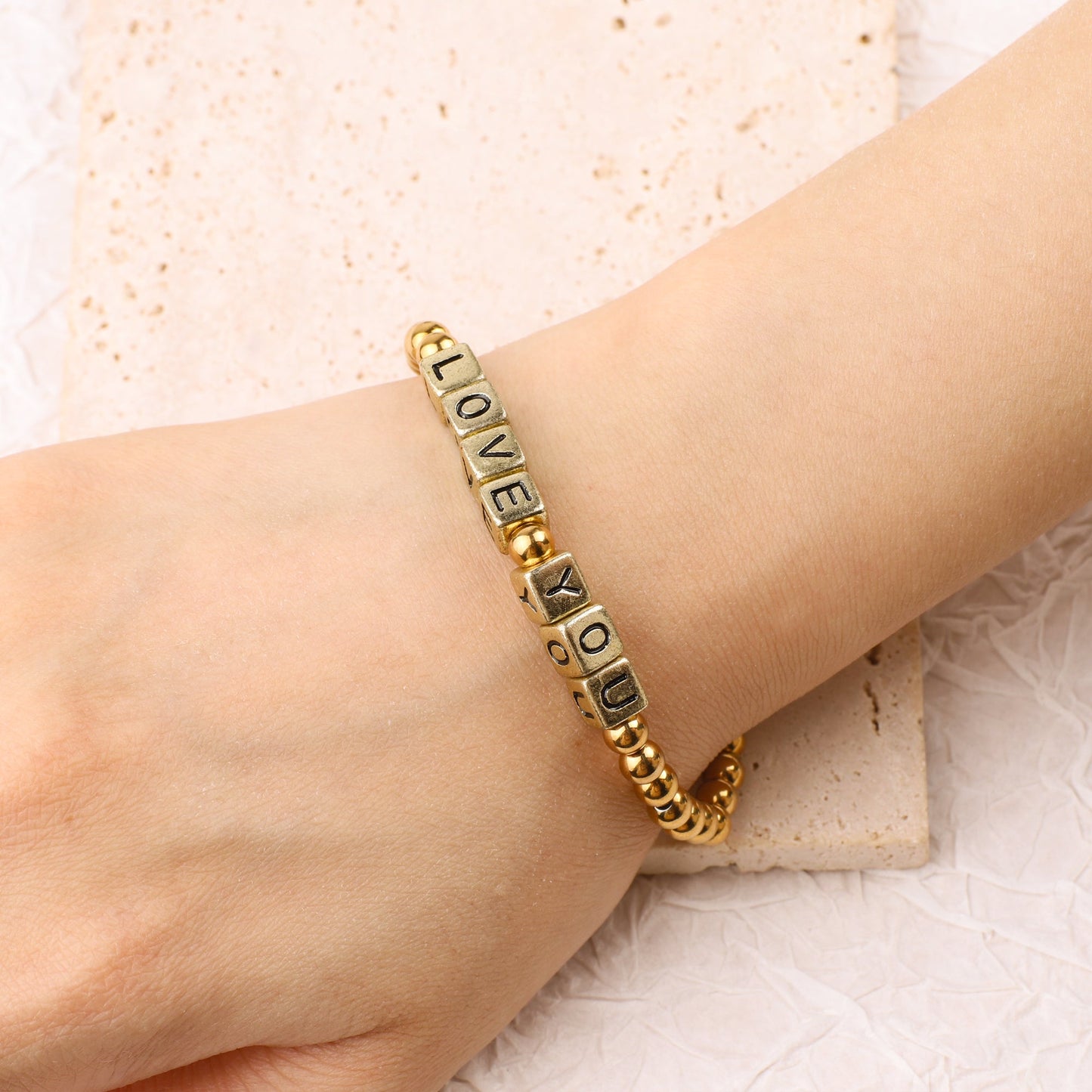 Bracelet d'amitié personnalisé en perles d'or imperméables