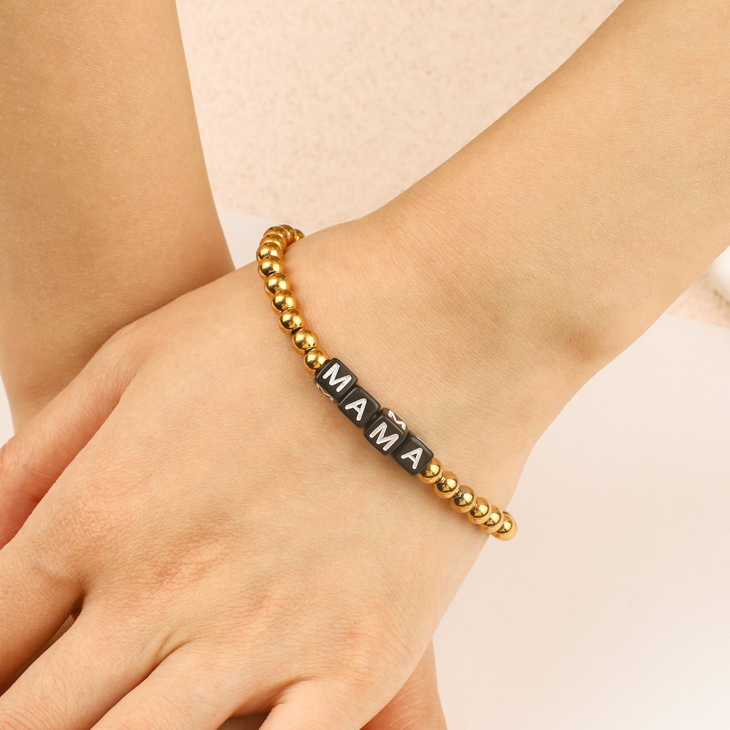 Bracelet d'amitié personnalisé en perles d'or imperméables
