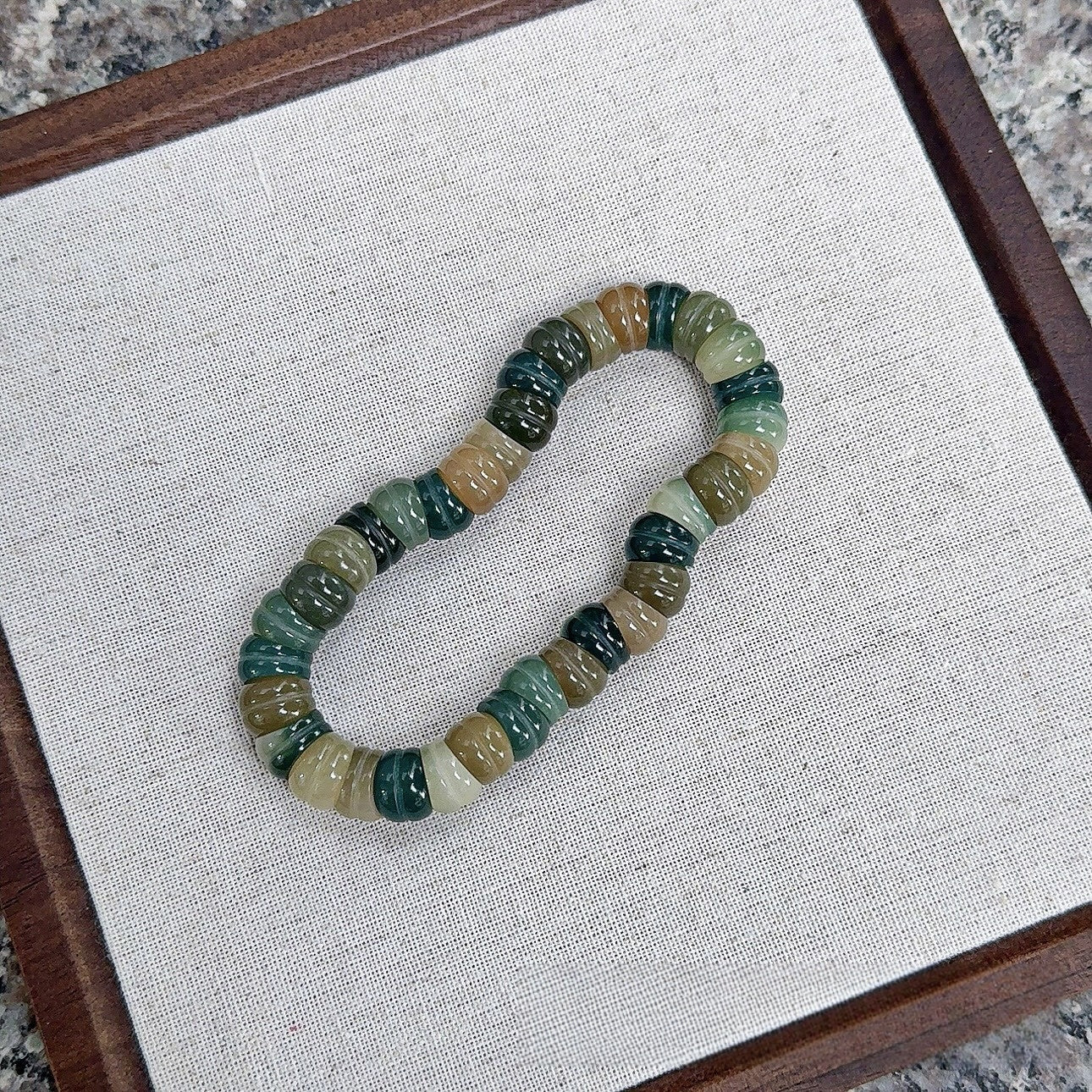 Burger-Sliced Fidget Bodhi Bracelet for Stress Relief