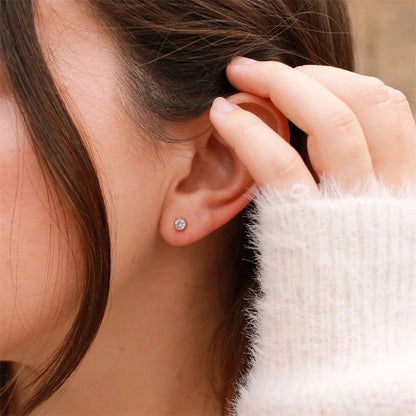 Clous d'oreilles avec pierre de naissance