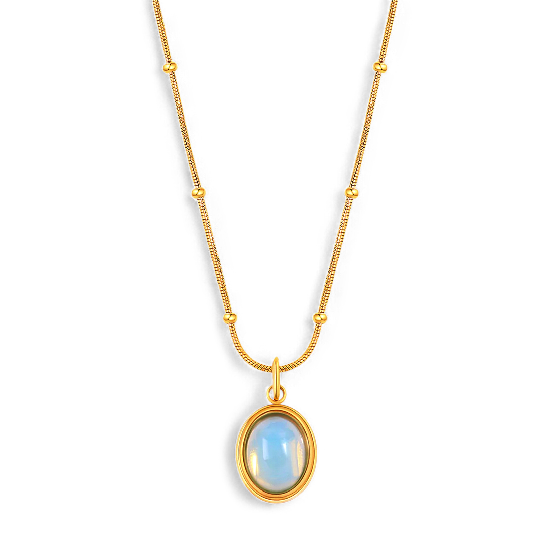 Collier de pierres précieuses aigue-marine