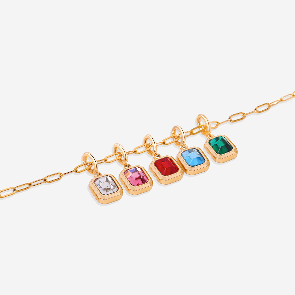 Collier à breloques avec pierre de naissance baguette