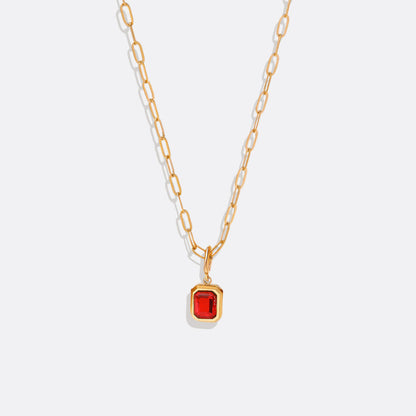 Collier avec pierre de naissance baguette