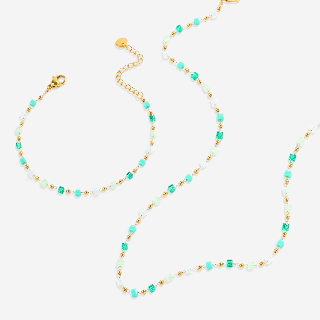Ensemble bracelet de plage en perles et collier ras du cou
