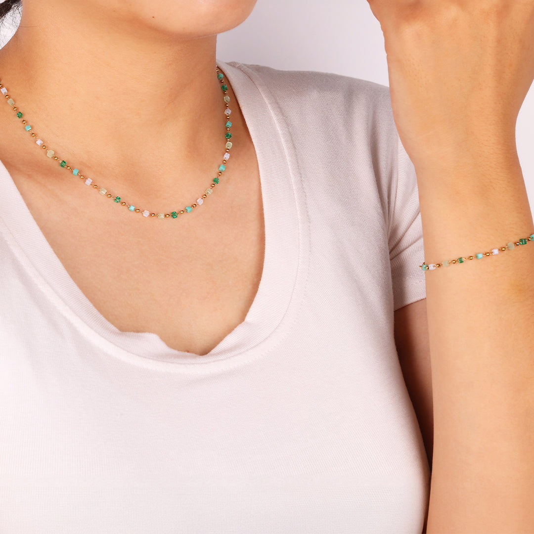 Ensemble bracelet de plage en perles et collier ras du cou