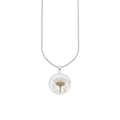 Collier de fleurs de naissance pressées