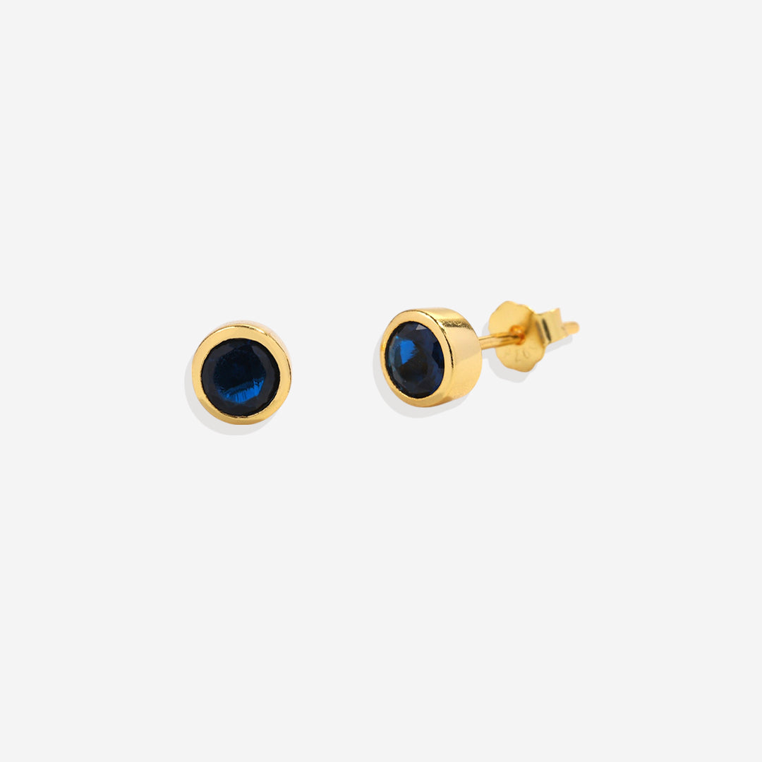 Clous d'oreilles avec pierre de naissance
