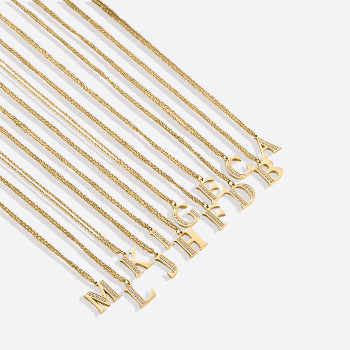 Collier satellite avec lettres en cristal