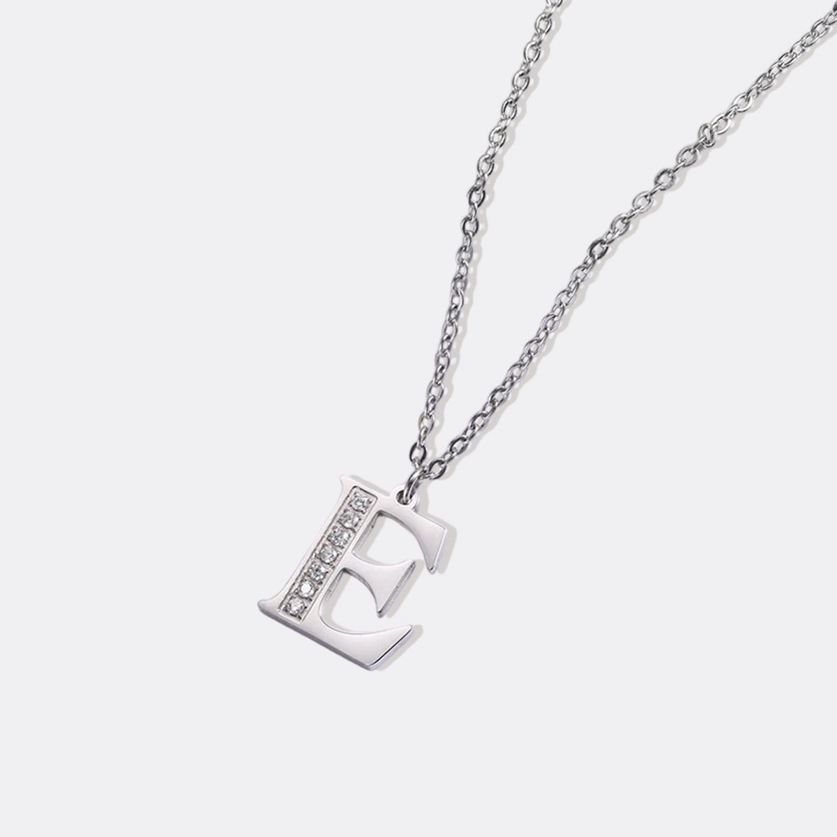 Collier satellite avec lettres en cristal