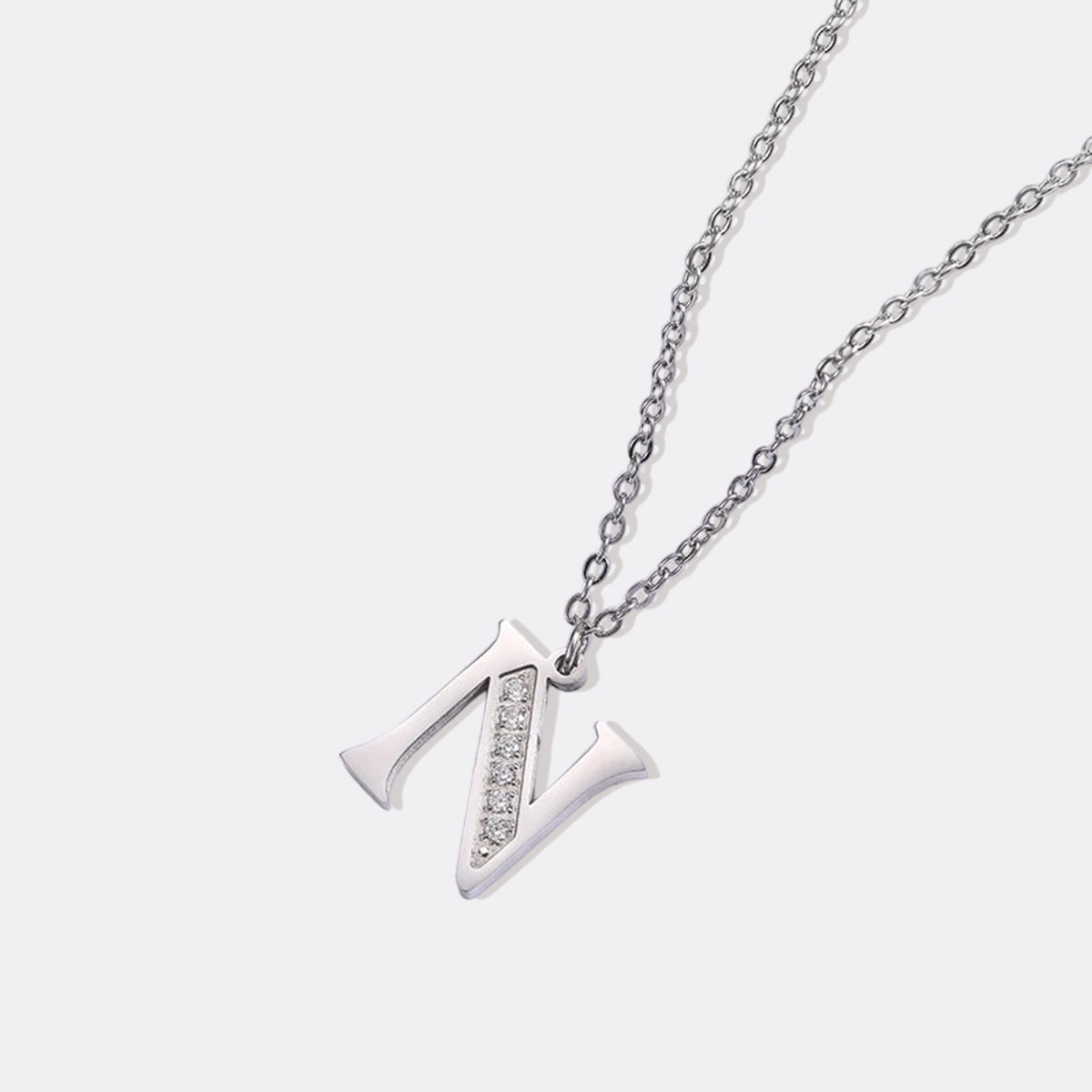 Collier satellite avec lettres en cristal