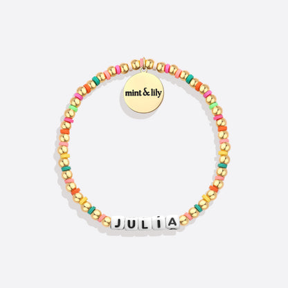Bracelet d'amitié personnalisé en perles arc-en-ciel dorées et imperméables