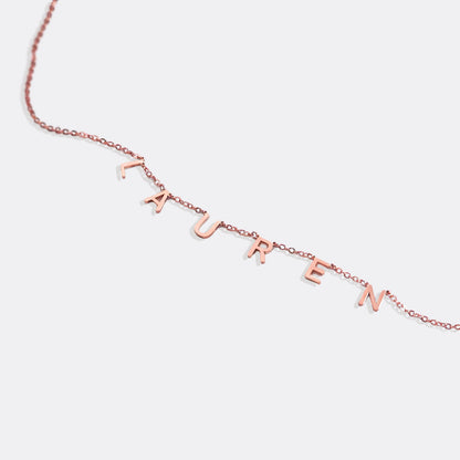 Collier avec nom et lettre personnalisés