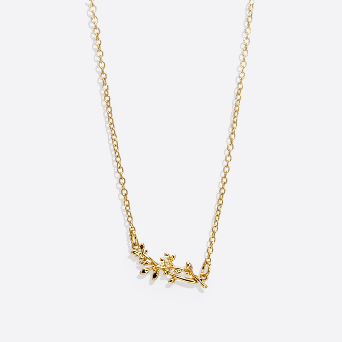 Collier délicat avec fleur de naissance