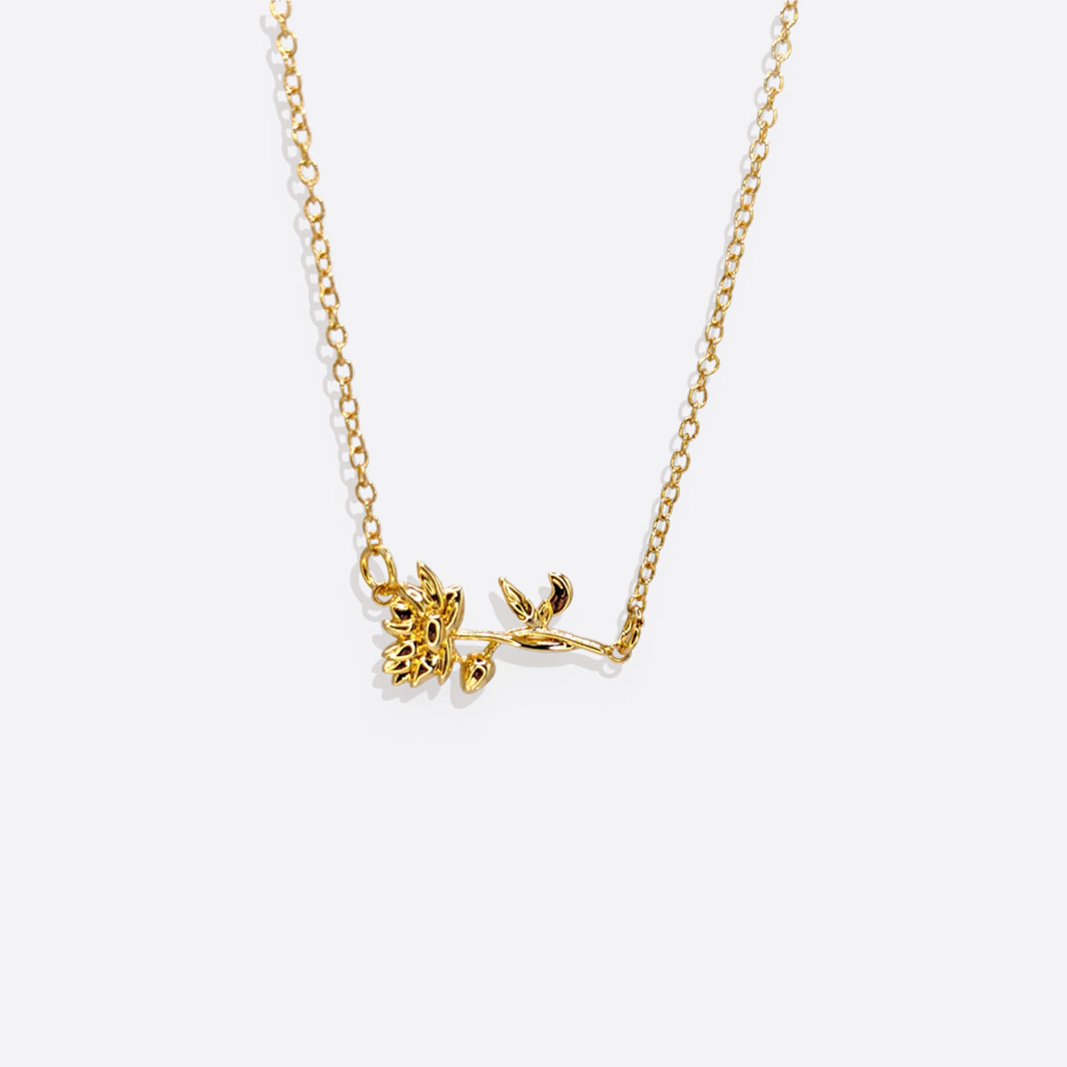 Collier délicat avec fleur de naissance