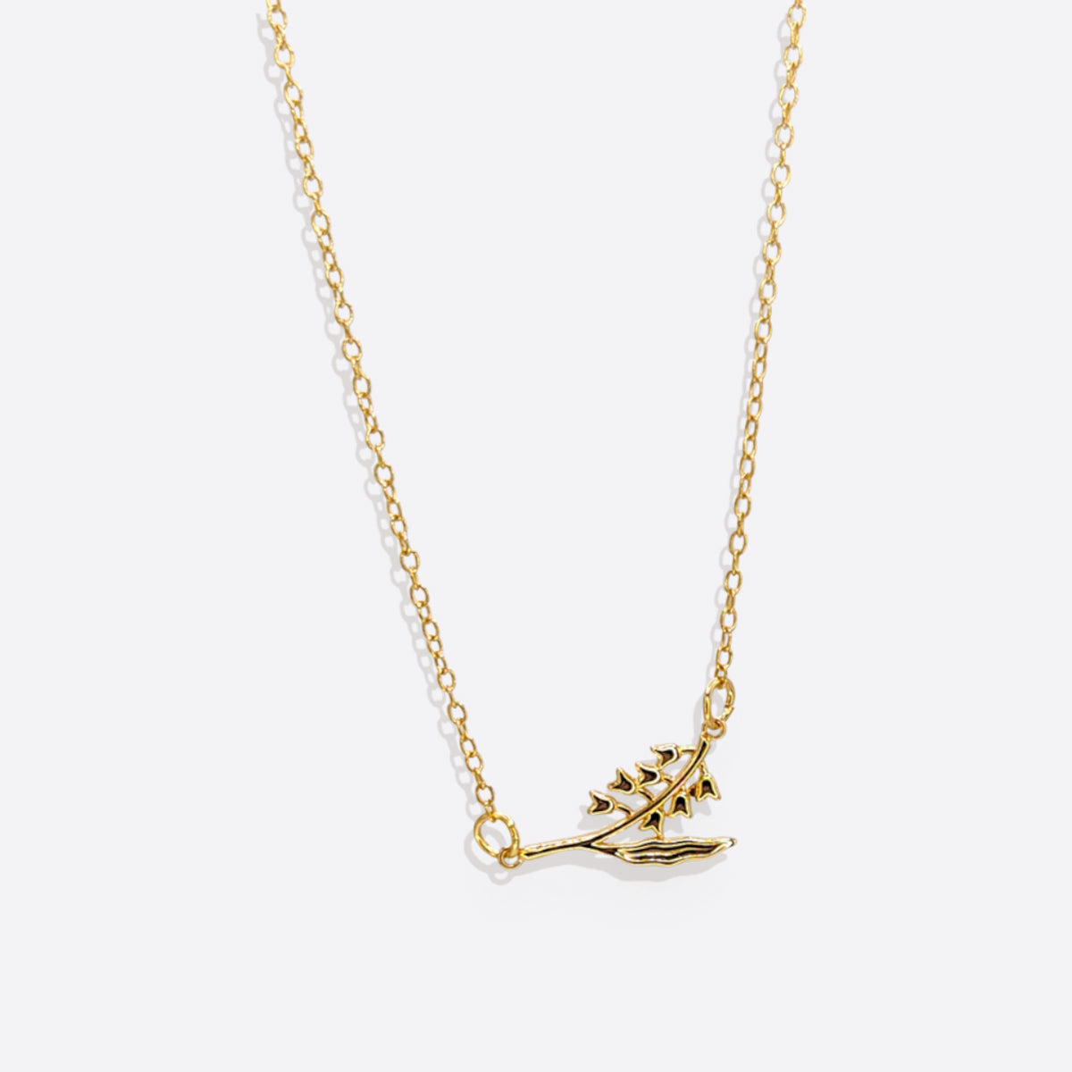 Collier délicat avec fleur de naissance