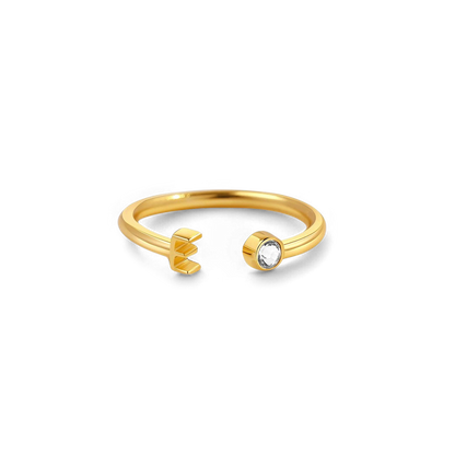 Zierlicher Geburtsstein-Initialenring