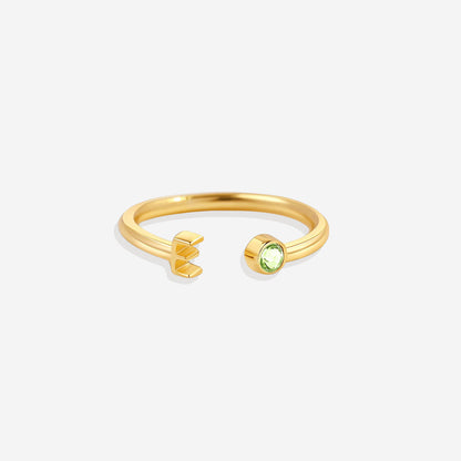 Zierlicher Geburtsstein-Initialenring