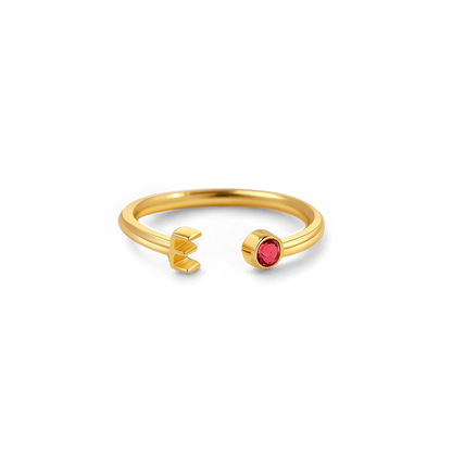 Zierlicher Geburtsstein-Initialenring