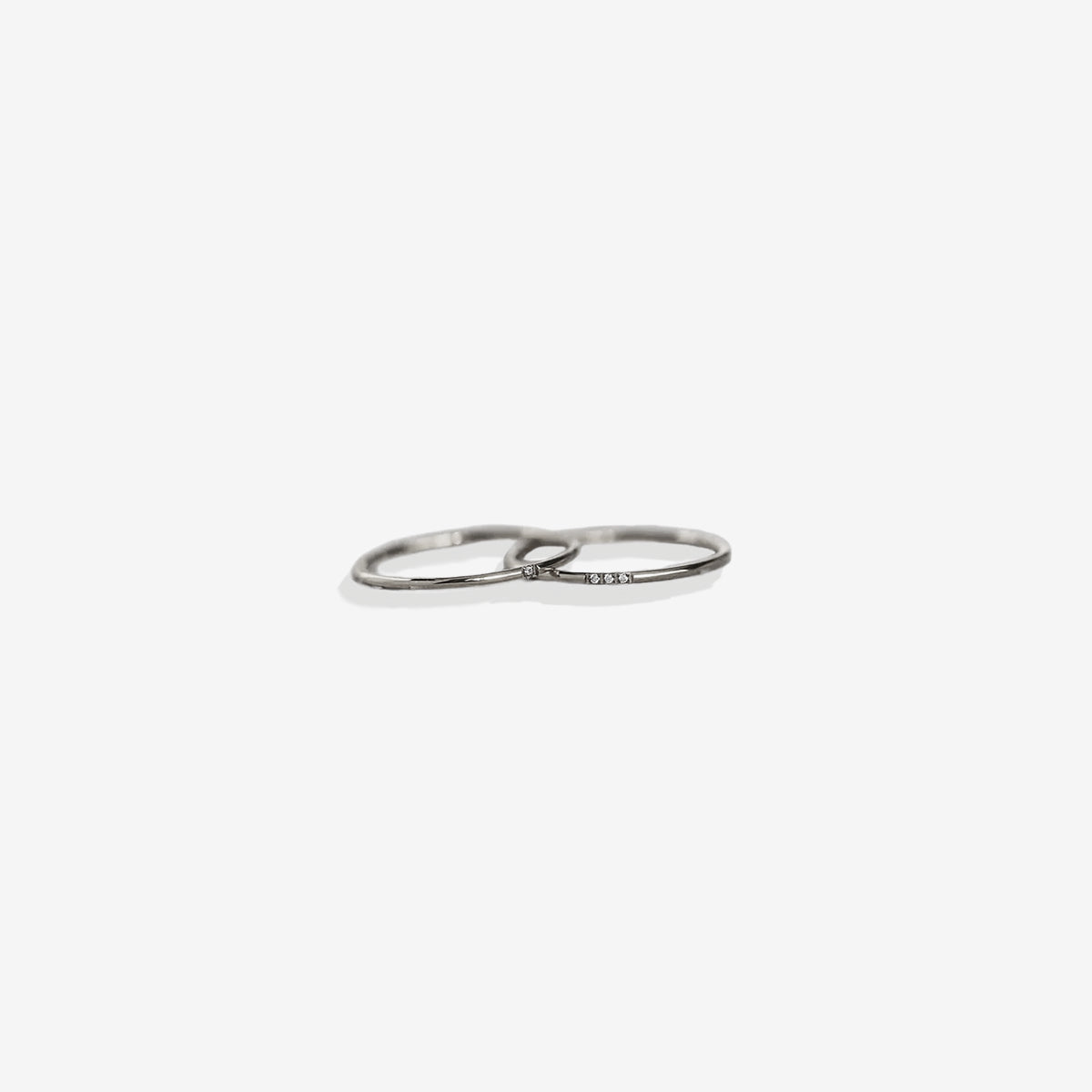 Bague empilable en diamants délicats